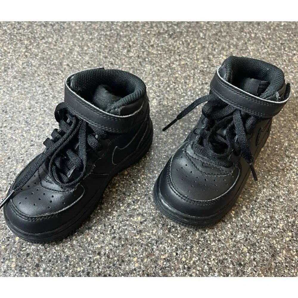 Nike Classic Kids Toddler Sz 7 Black High Top Leather Sneaker Shoes Snap/Lace Up